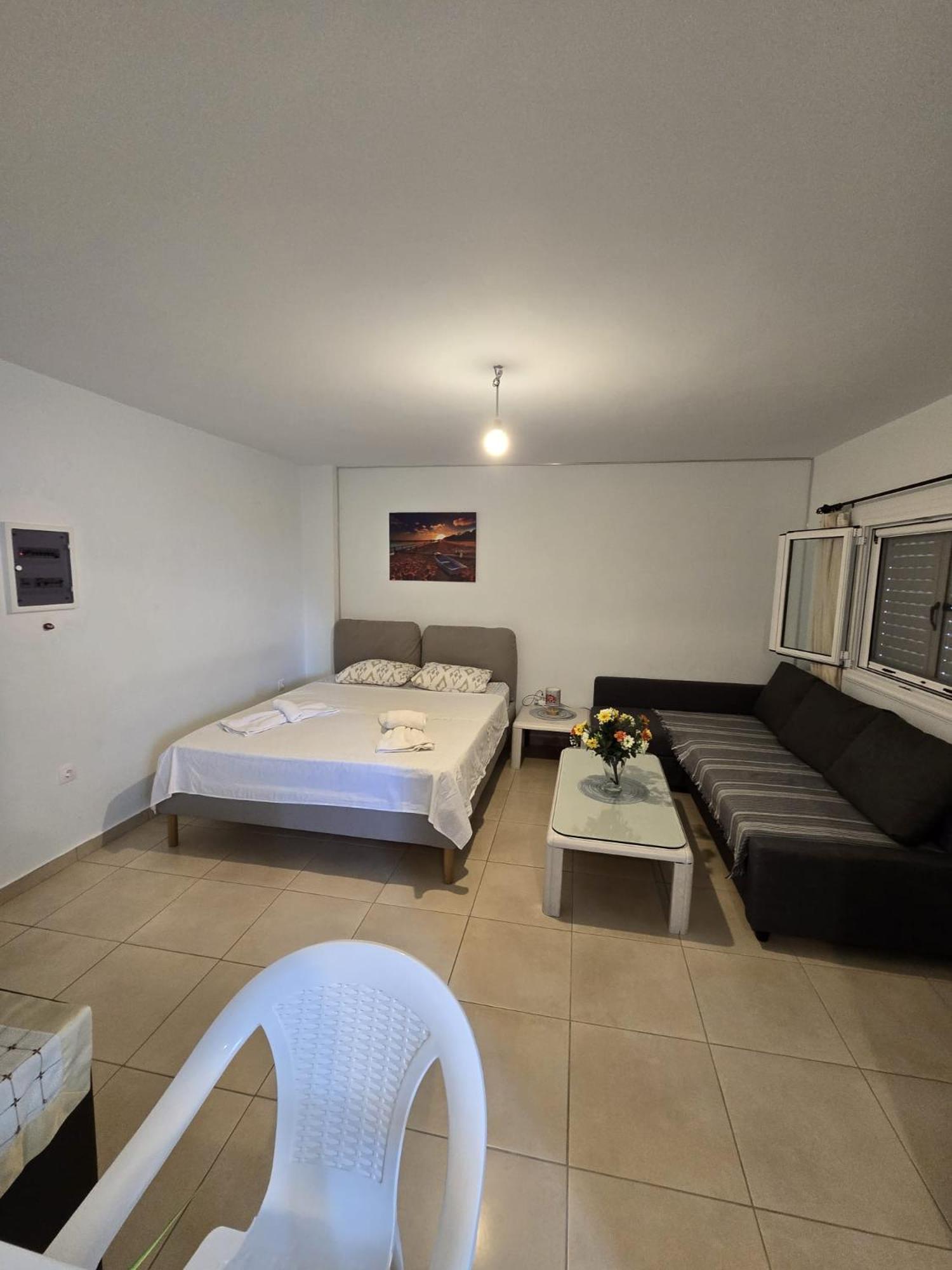 Monda Apartment Πειραιάς Εξωτερικό φωτογραφία